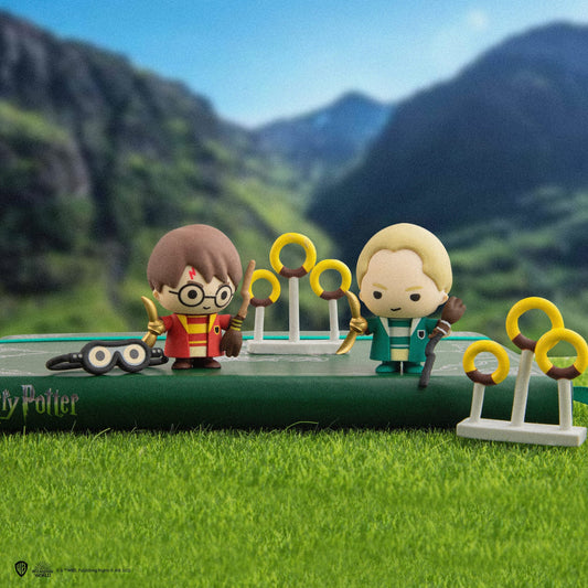 Gomees Harry und Draco in Quidditch-Kleidung