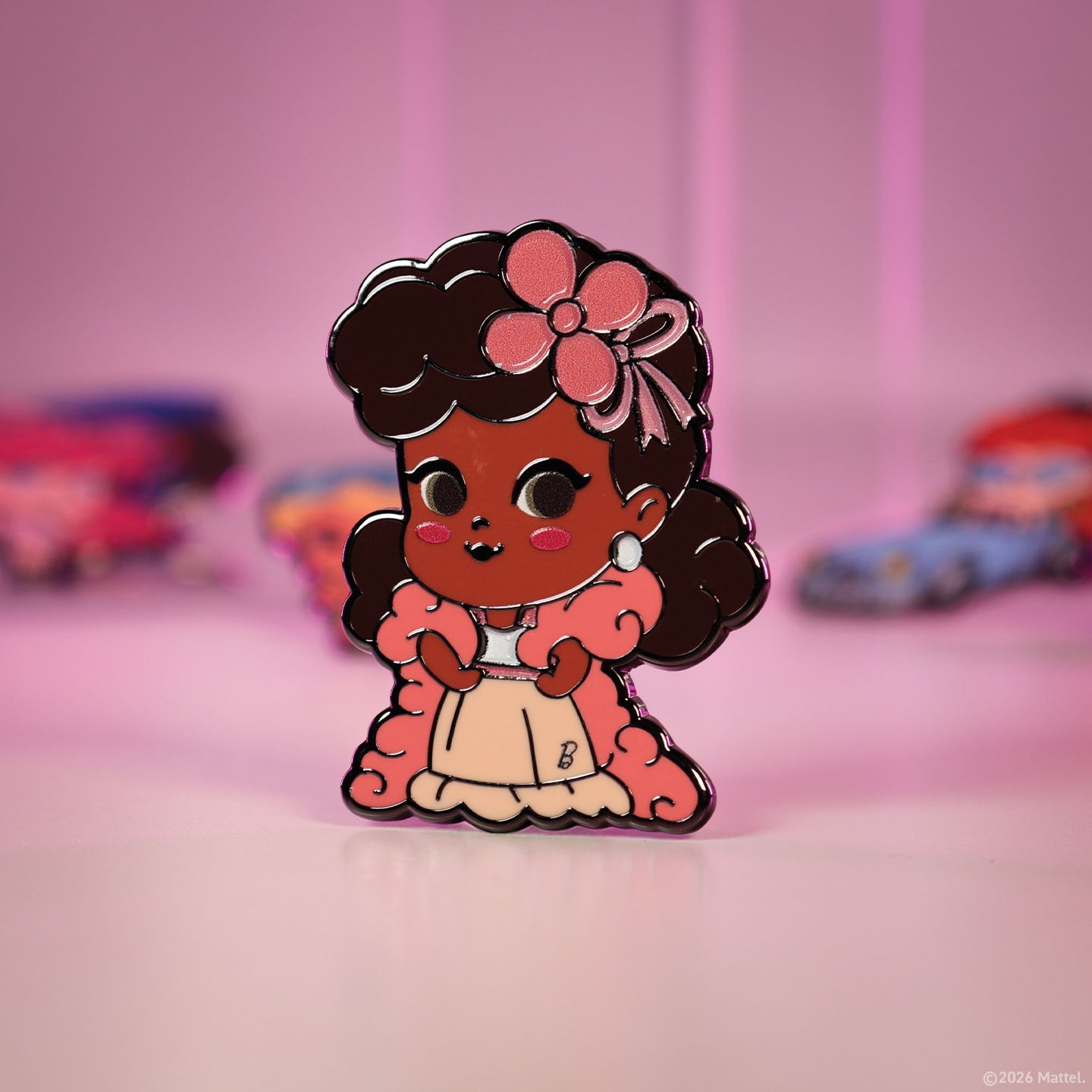 Display de 12 blind boxes Barbie - pin’s mystère - mise en situation 13