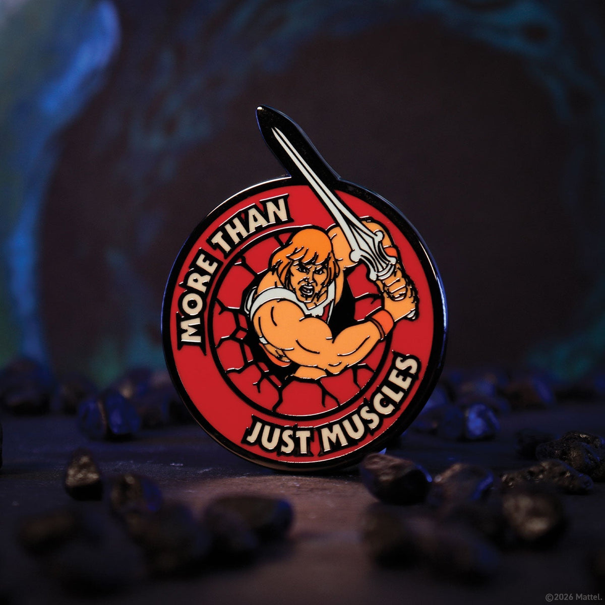 Display de 12 blind boxes Masters of the Universe - pin’s mystère - mise en situation 3