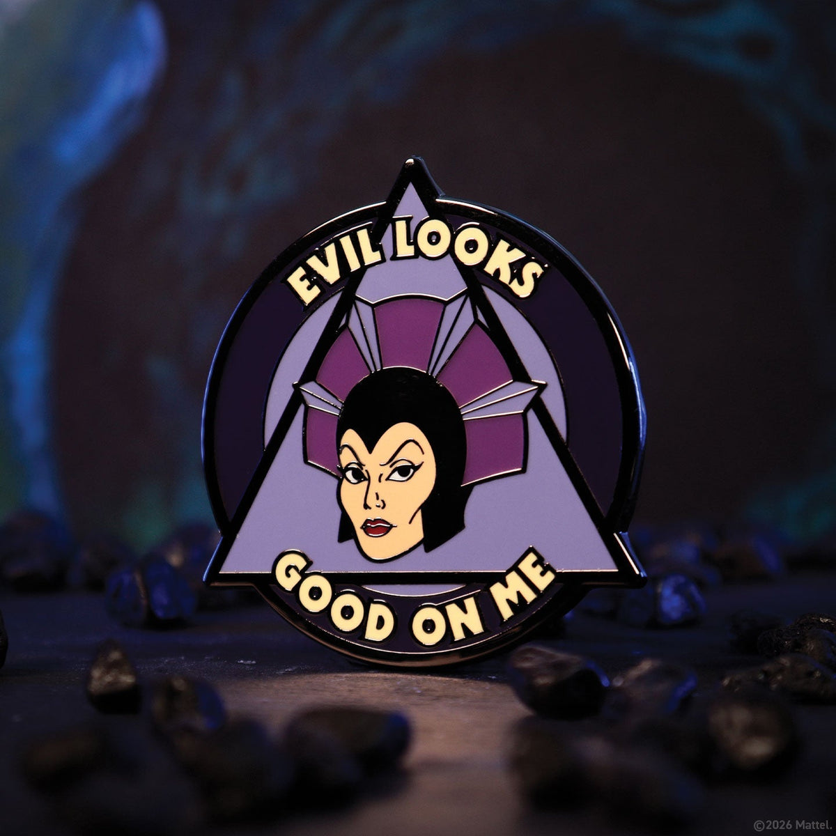 Display de 12 blind boxes Masters of the Universe - pin’s mystère - mise en situation 13