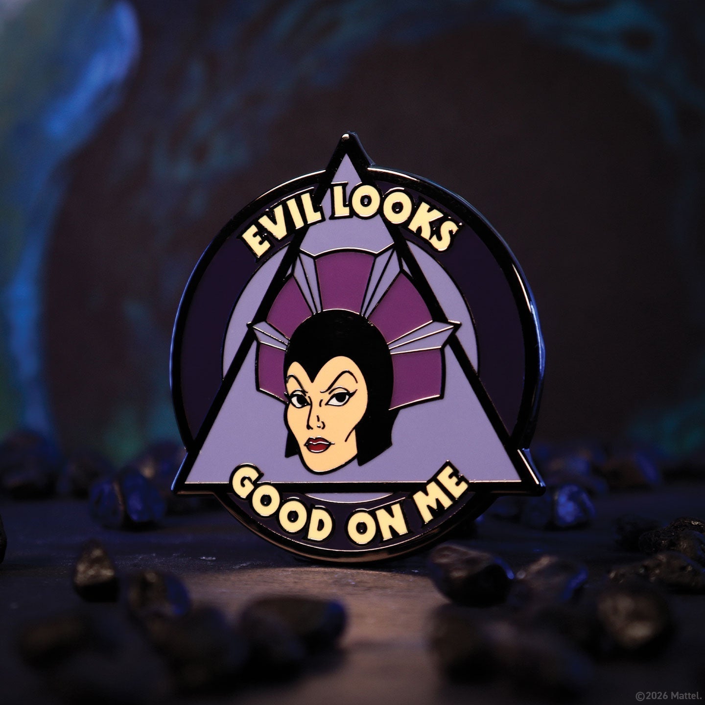 Display de 12 blind boxes Masters of the Universe - pin’s mystère - mise en situation 13