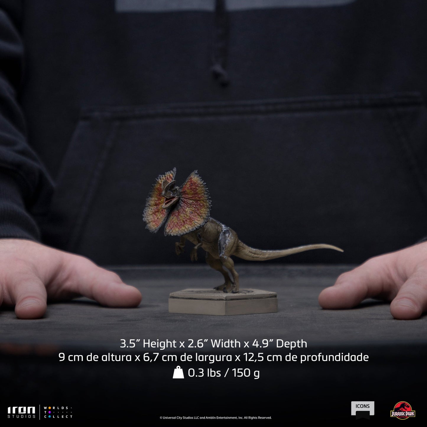 Dilophosaurus Statue - Jurassic Park - Icons - Jurassic World