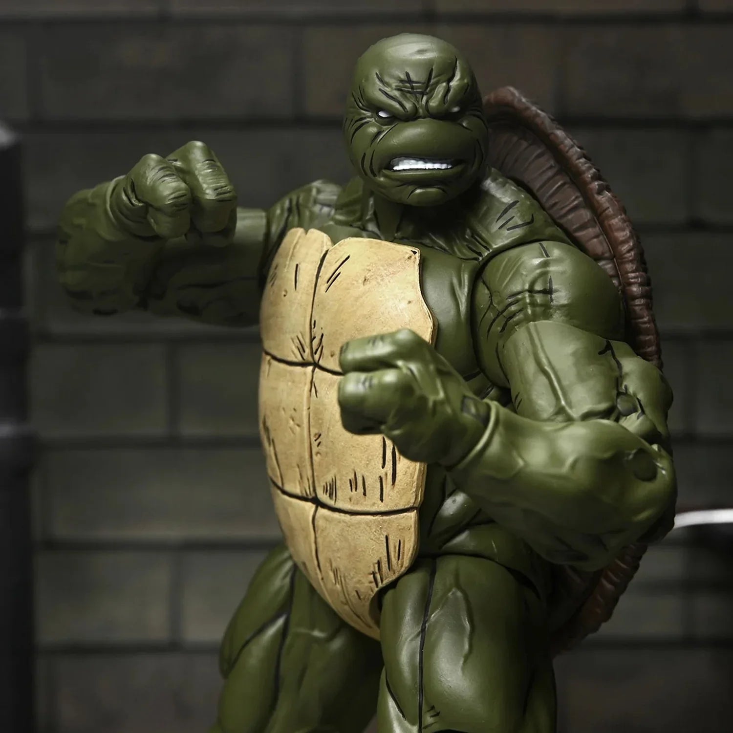 teenage mutant ninja turtles the last ronin 7 scale action figure battle damaged ronin neca