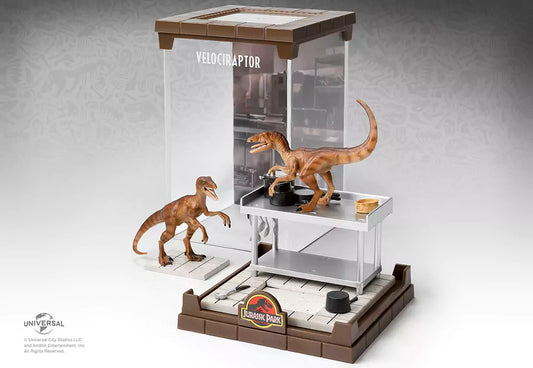 Jurassic Park Diorama - Velociraptor 