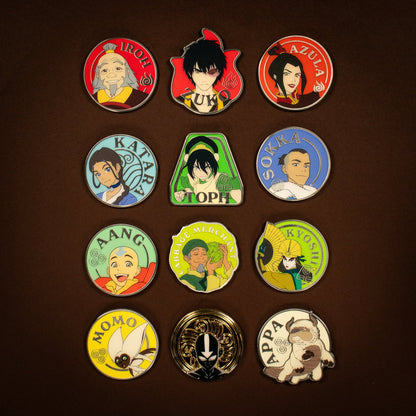 Display de 12 blind boxes Avatar : Le Dernier Maître de l’Air - pin’s mystère - mise en situation 1