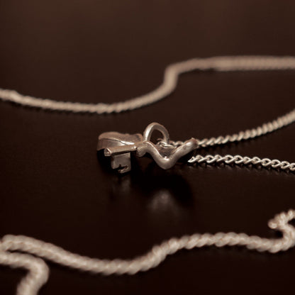 Collier Harry Potter - .999 Silver Plated Flying KeyBCollier Harry Potter - .999 Silver Plated Flying KeyiCollier Harry Potter - .999 Silver Plated Flying KeyjCollier Harry Potter - .999 Silver Plated Flying KeyoCollier Harry Potter - .999 Silver Plated Flying KeyuCollier Harry Potter - .999 Silver Plated Flying Key Collier Harry Potter - .999 Silver Plated Flying KeycCollier Harry Potter - .999 Silver Plated Flying KeyoCollier Harry Potter - .999 Silver Plated Flying KeylCollier Harry Potter - .999 Silver 