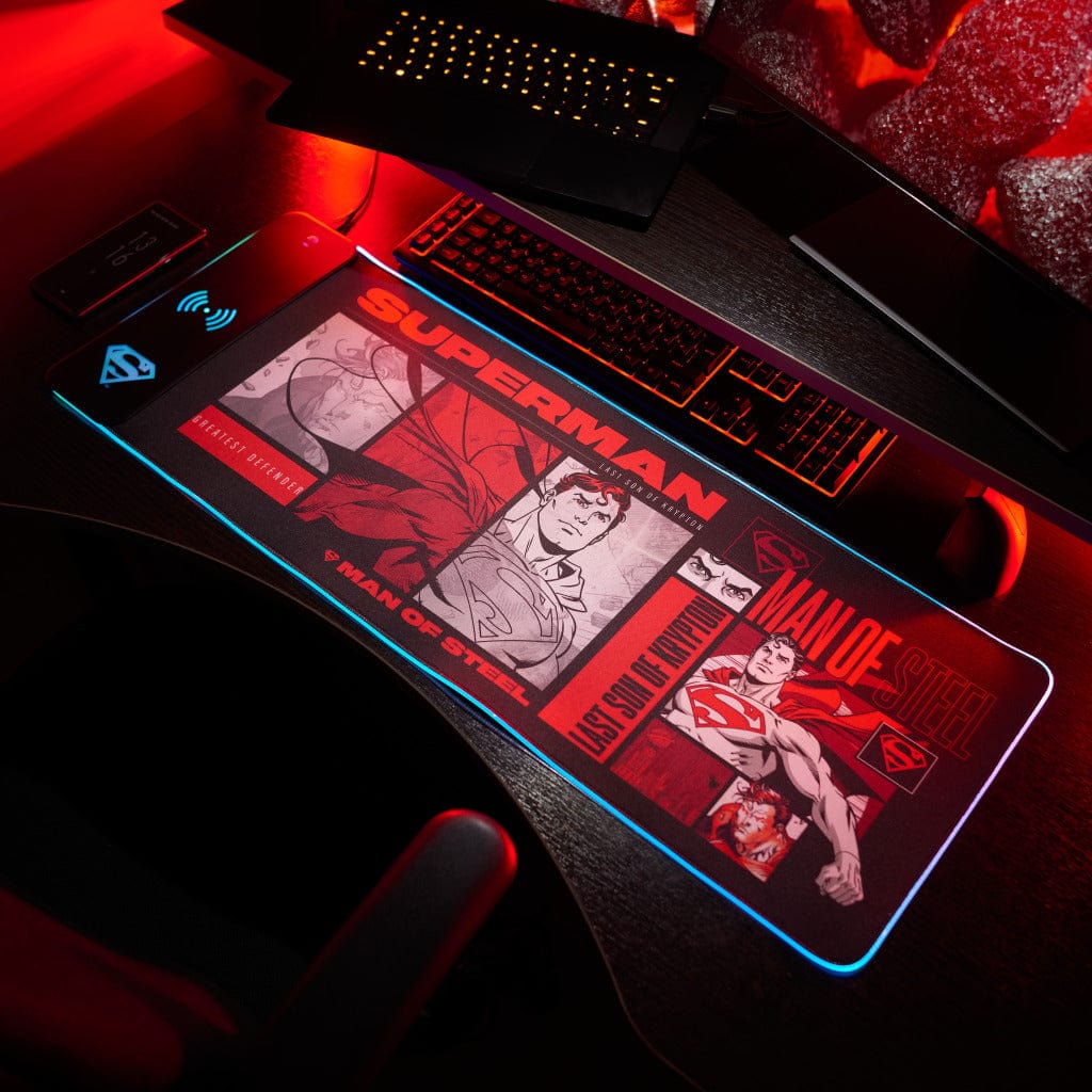 Superman – Übergroße Gaming-Matte und mobiles Ladegerät