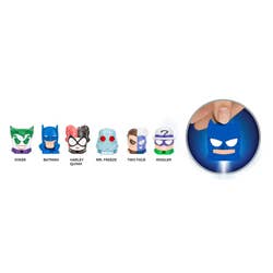 Batman-Mikrolith in transparenter Verpackung, 3,4 x 3,4 x 11,4 cm