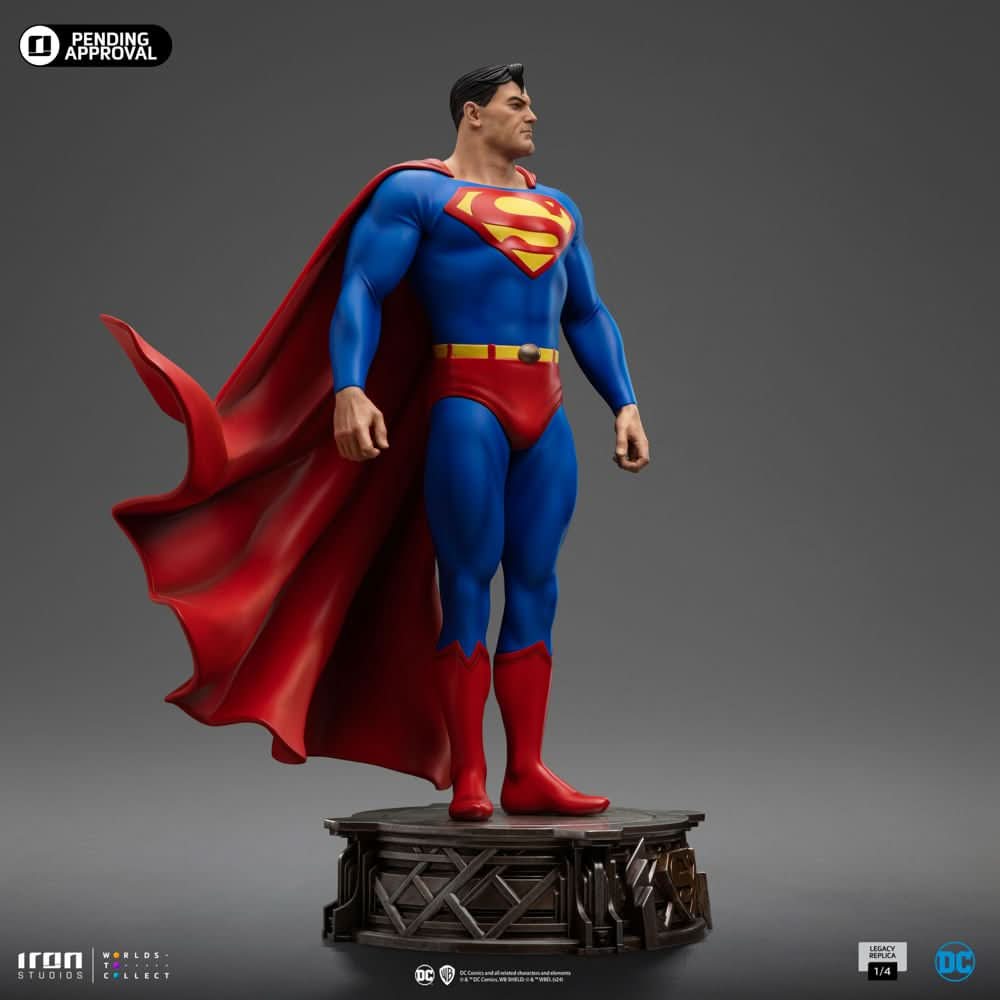 Superman Statue - DC Trinity - Legacy Replica 1/4 - DC Comics