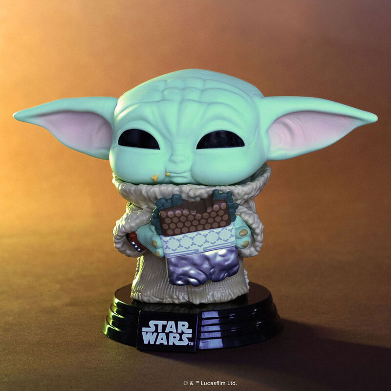 Pop! Grogu with Sandwich #841 - lifestyle