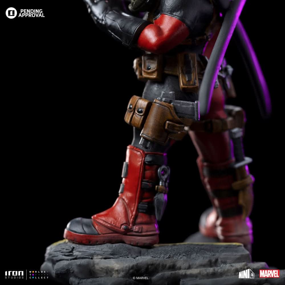 Deadpool Figure - Marvel Comics - Mini Co.
