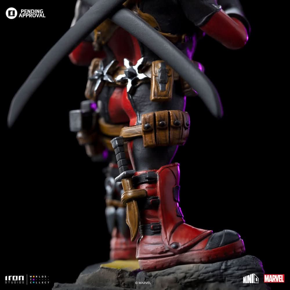 Deadpool Figure - Marvel Comics - Mini Co.
