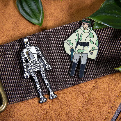 Pin's Star Wars Set 1.35 – 8D8 and Princess Leia Organa (in Combat Poncho)