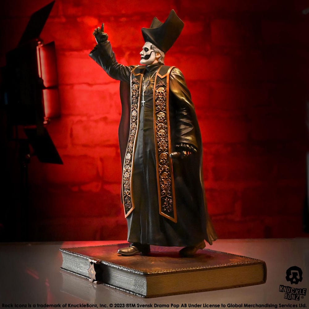 Papa Emeritus IV Statuette (Schwarze Roben) - Rock Iconz 